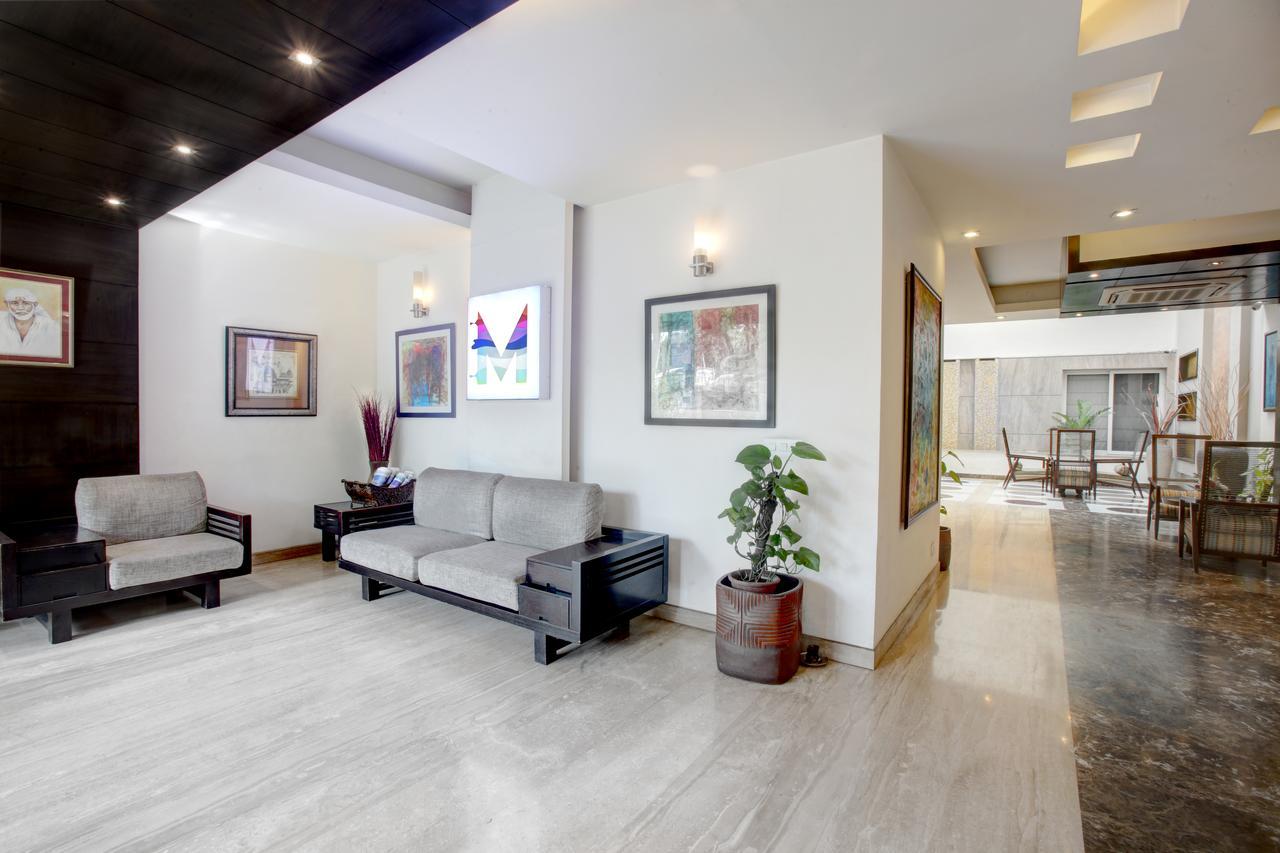 Hotel Mint Casa New Delhi Bagian luar foto