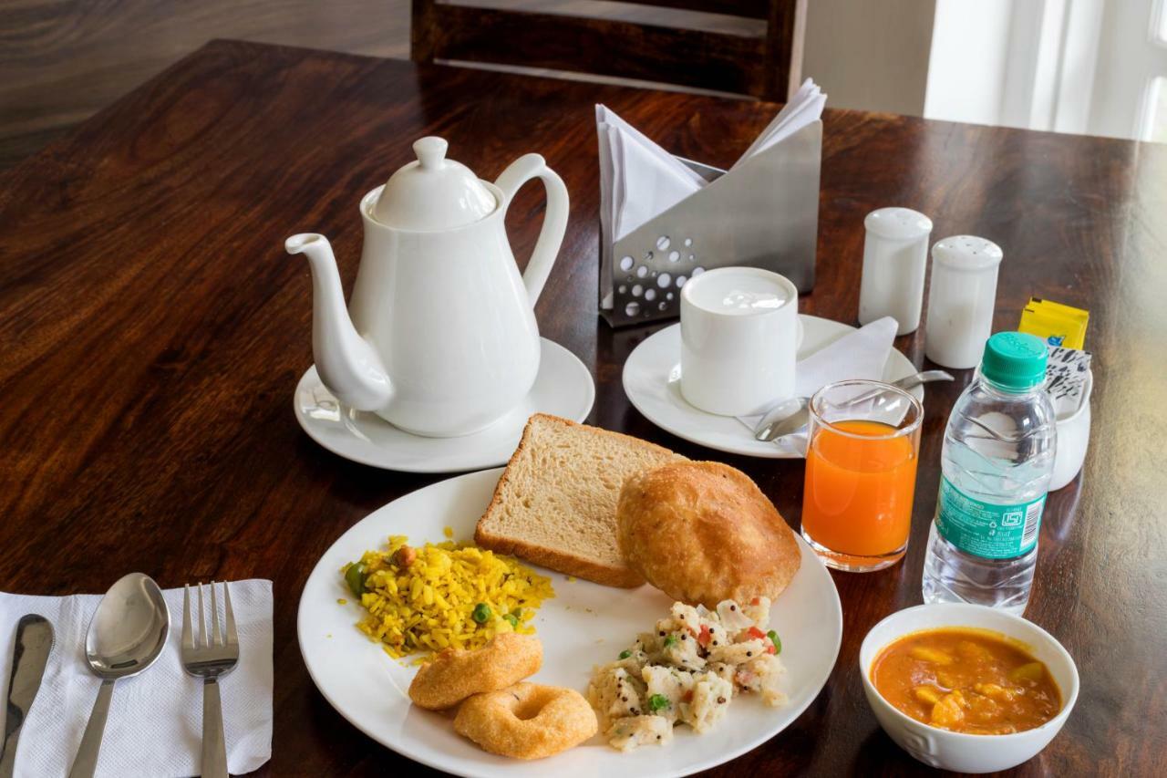 Hotel Mint Casa New Delhi Bagian luar foto